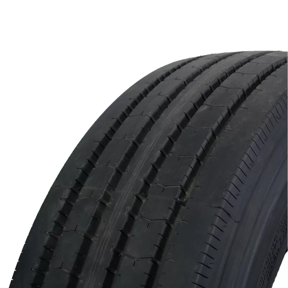 Грузовая шина 285/70 R19,5 Long March LM-216 18PR в Полазне