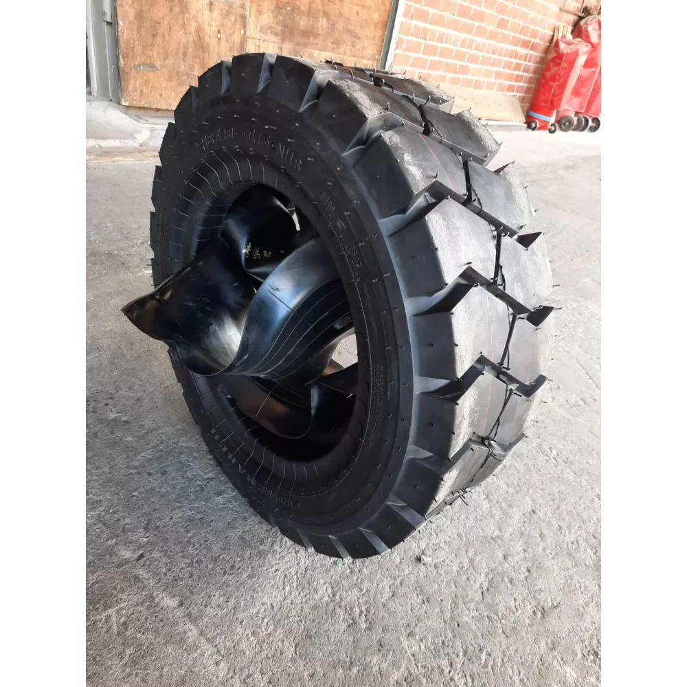 Спецшина 28х9-15 Long march S-606 16 PLY в Полазне