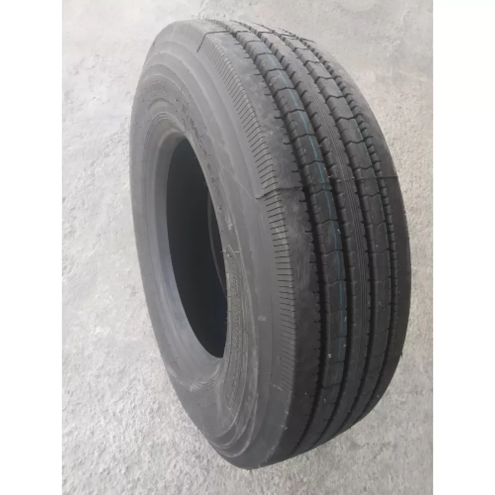 Грузовая шина 235/75 R17,5 Long March LM-216 18PR в Полазне